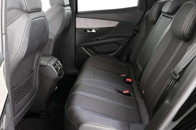 Peugeot 3008 (2023) thumbnail 10