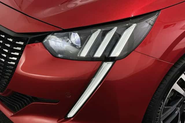 Peugeot 208 (2020) thumbnail 18