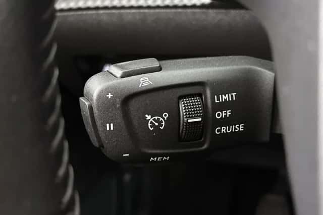 Peugeot 208 (2020) thumbnail 26