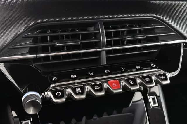 Peugeot 208 (2020) thumbnail 33