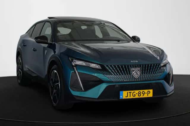 Peugeot 408 (2025) thumbnail 2
