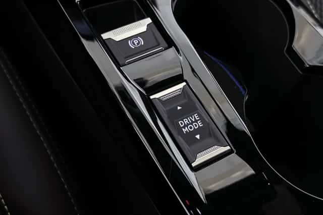 Peugeot 208 (2025) thumbnail 39