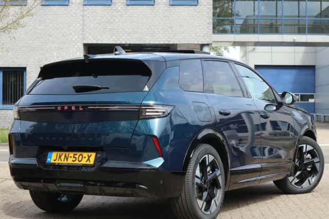 Opel Grandland (2025) thumbnail 3