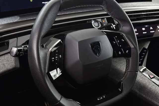 Peugeot 3008 (2025) thumbnail 12