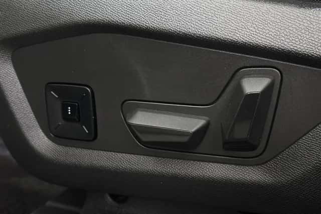 Peugeot 3008 (2025) thumbnail 18