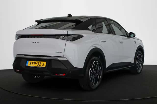 Peugeot 3008 (2025) thumbnail 3