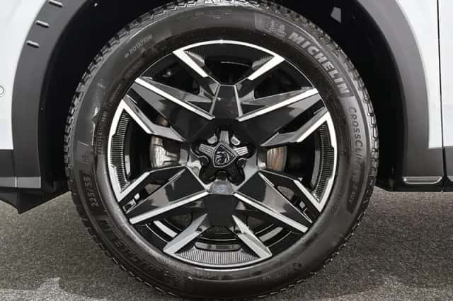Peugeot 3008 (2025) thumbnail 23