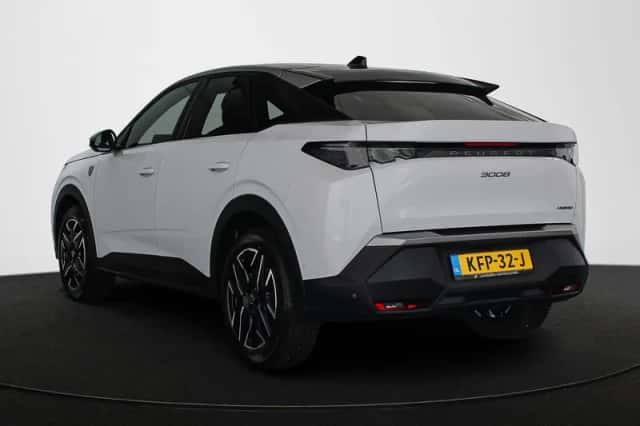 Peugeot 3008 (2025) thumbnail 4