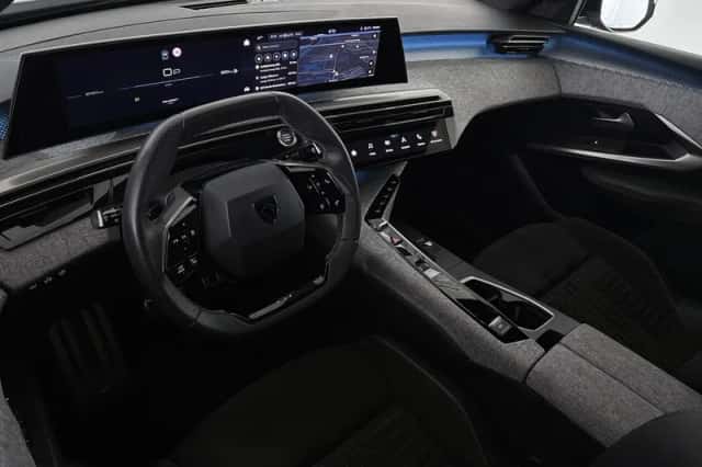 Peugeot 3008 (2025) thumbnail 5