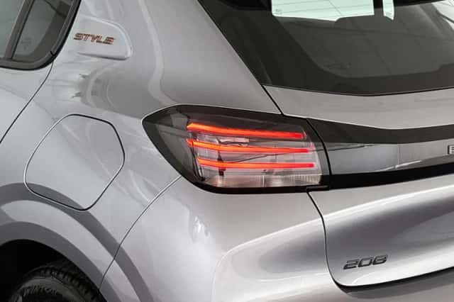 Peugeot 208 (2025) thumbnail 18