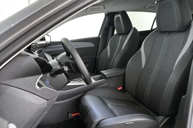 Peugeot 308 (2025) thumbnail 6