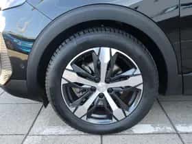 Peugeot 5008 (2023) thumbnail 16