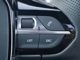 Peugeot 5008 (2023) thumbnail 18