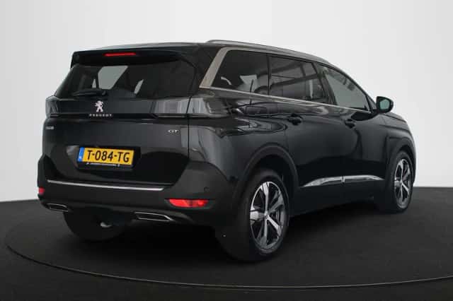 Peugeot 5008 (2023) thumbnail 3