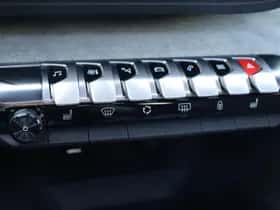 Peugeot 5008 (2023) thumbnail 28