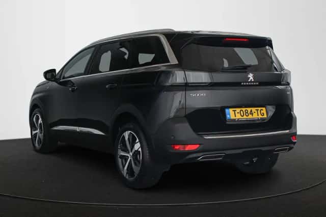 Peugeot 5008 (2023) thumbnail 4