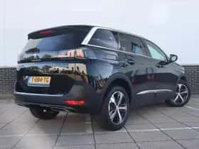 Peugeot 5008 (2023) thumbnail 4