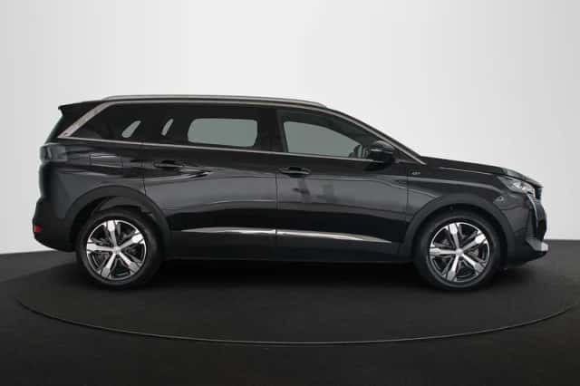 Peugeot 5008 (2023) thumbnail 32