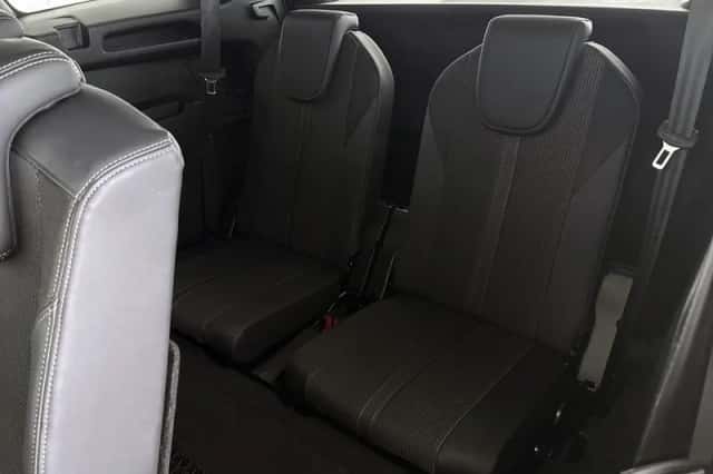 Peugeot 5008 (2023) thumbnail 37