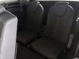 Peugeot 5008 (2023) thumbnail 37