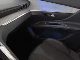 Peugeot 5008 (2023) thumbnail 38