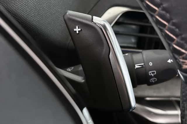 Peugeot 5008 (2023) thumbnail 45