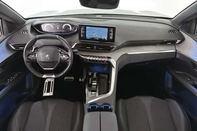 Peugeot 5008 (2023) thumbnail 7