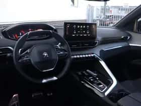 Peugeot 5008 (2023) thumbnail 7