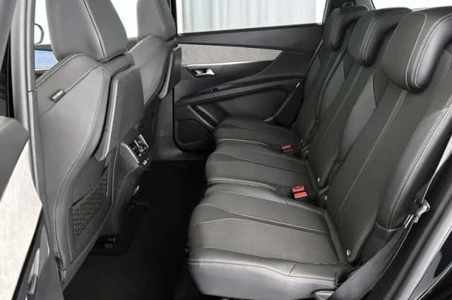 Peugeot 5008 (2023) thumbnail 9