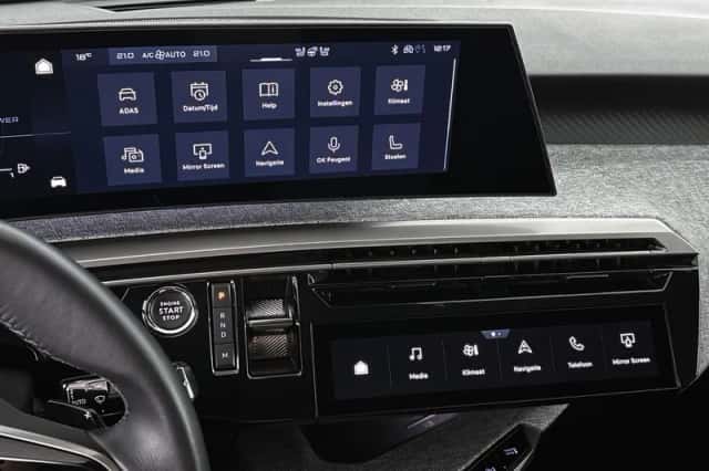 Peugeot 3008 (2024) thumbnail 12