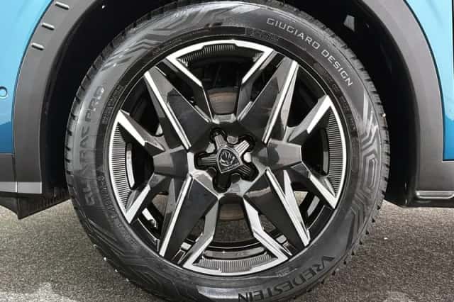 Peugeot 3008 (2024) thumbnail 21