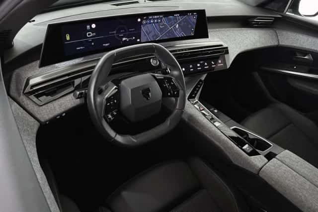 Peugeot 3008 (2024) thumbnail 5