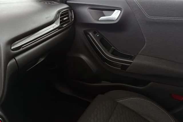 Ford Puma (2023) thumbnail 32