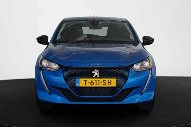Peugeot e-208 (2023) thumbnail 12