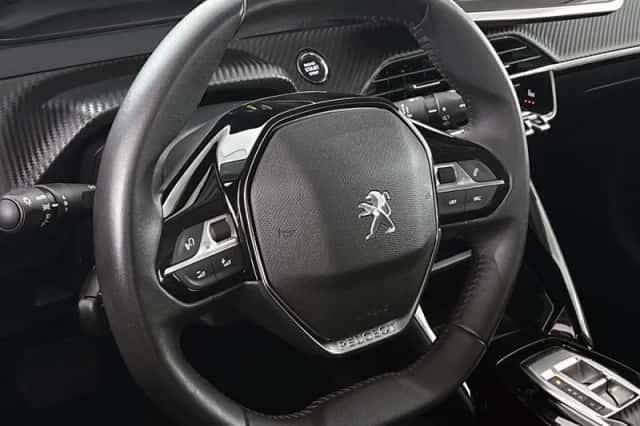 Peugeot e-208 (2023) thumbnail 10
