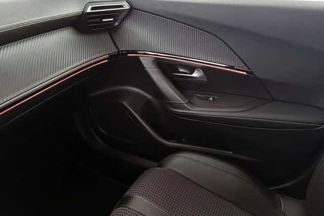 Peugeot e-2008 (2023) thumbnail 19