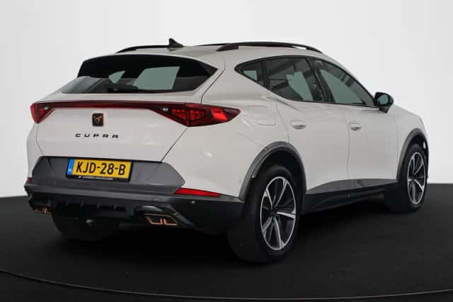 CUPRA Formentor (2023) thumbnail 3