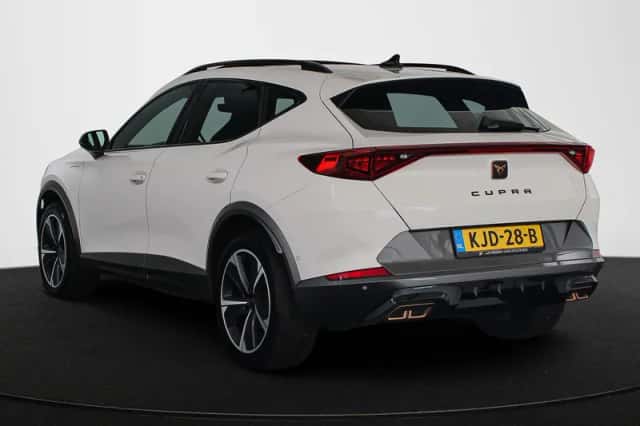 CUPRA Formentor (2023) thumbnail 4