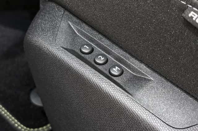 Peugeot 308 (2024) thumbnail 20