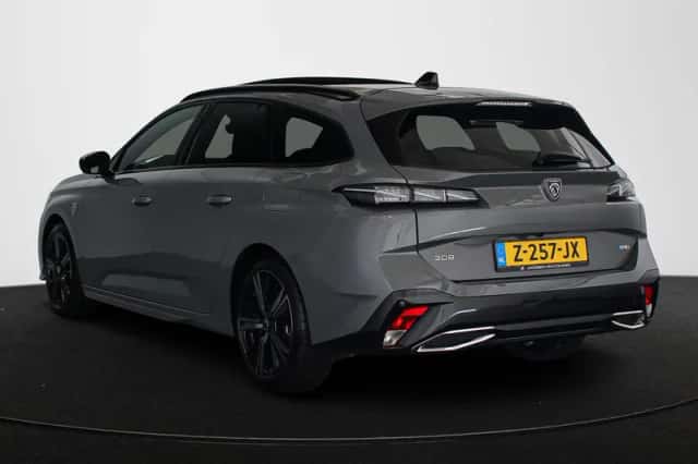 Peugeot 308 (2024) thumbnail 4
