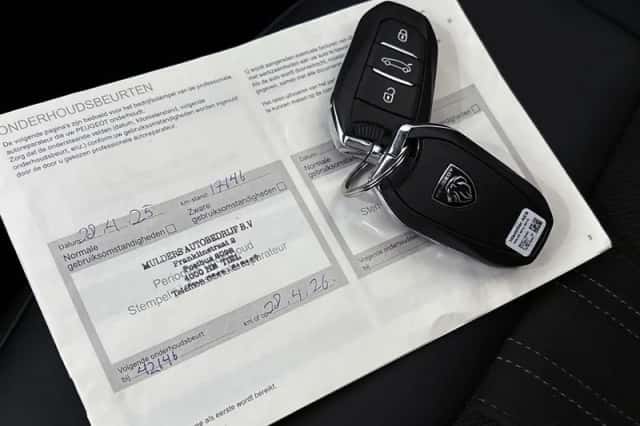 Peugeot 308 (2024) thumbnail 31