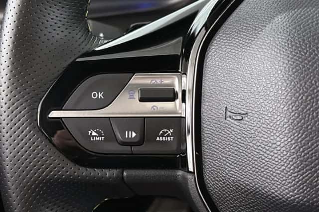 Peugeot 308 (2024) thumbnail 32