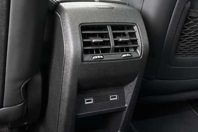 Peugeot 308 (2024) thumbnail 37