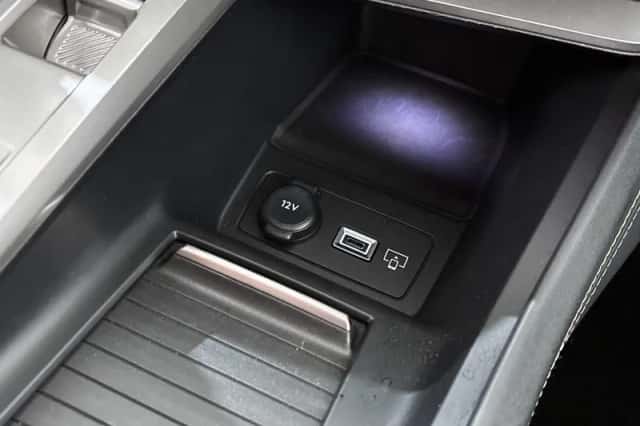 Peugeot 308 (2024) thumbnail 39