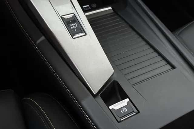 Peugeot 308 (2024) thumbnail 40