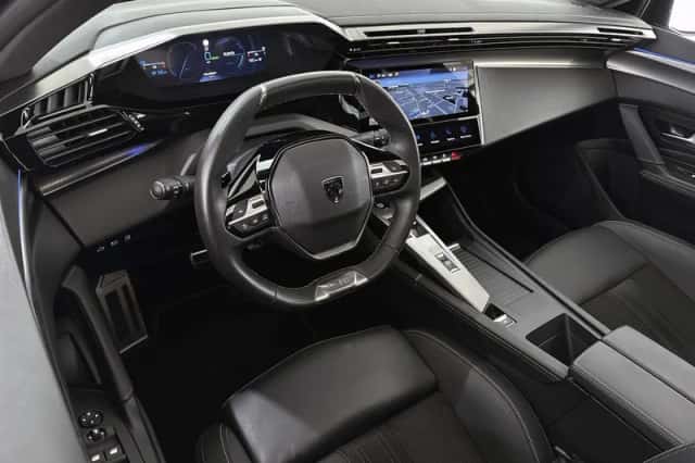 Peugeot 308 (2024) thumbnail 5
