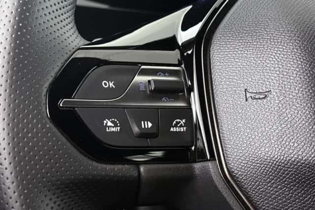 Peugeot 408 (2025) thumbnail 32