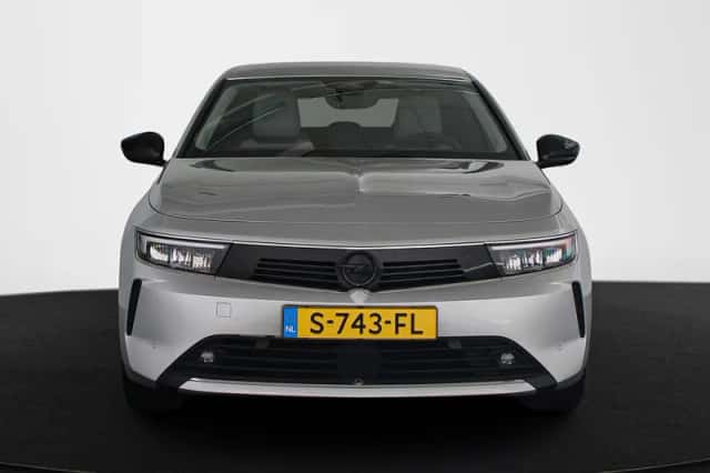 Opel Astra (2022) thumbnail 13