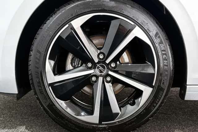 Opel Astra (2022) thumbnail 21