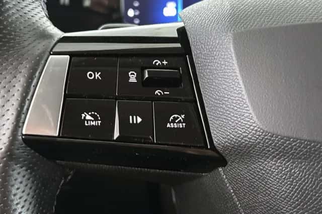Opel Astra (2022) thumbnail 28